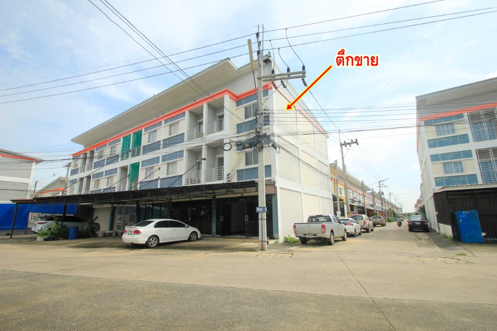 For SaleShop HouseMahachai Samut Sakhon : New Phutthasakhon Sai 4 commercial building, Phra Pin 12, trading, office, main road, 3 floors, corner room, beginning of the project, new room, never lived in (there are 3 adjacent rooms to choose from))