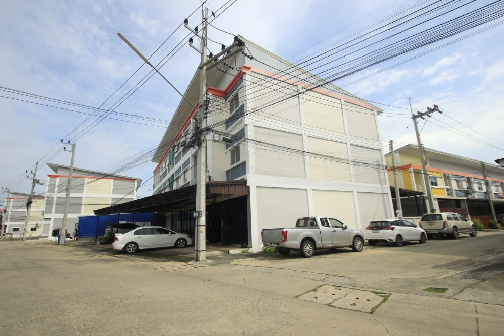 For SaleShop HouseMahachai Samut Sakhon : New Phutthasakhon Sai 4 commercial building, Phra Pin 12, trading, office, main road, 3 floors, corner room, beginning of the project, new room, never lived in (there are 3 adjacent rooms to choose from))