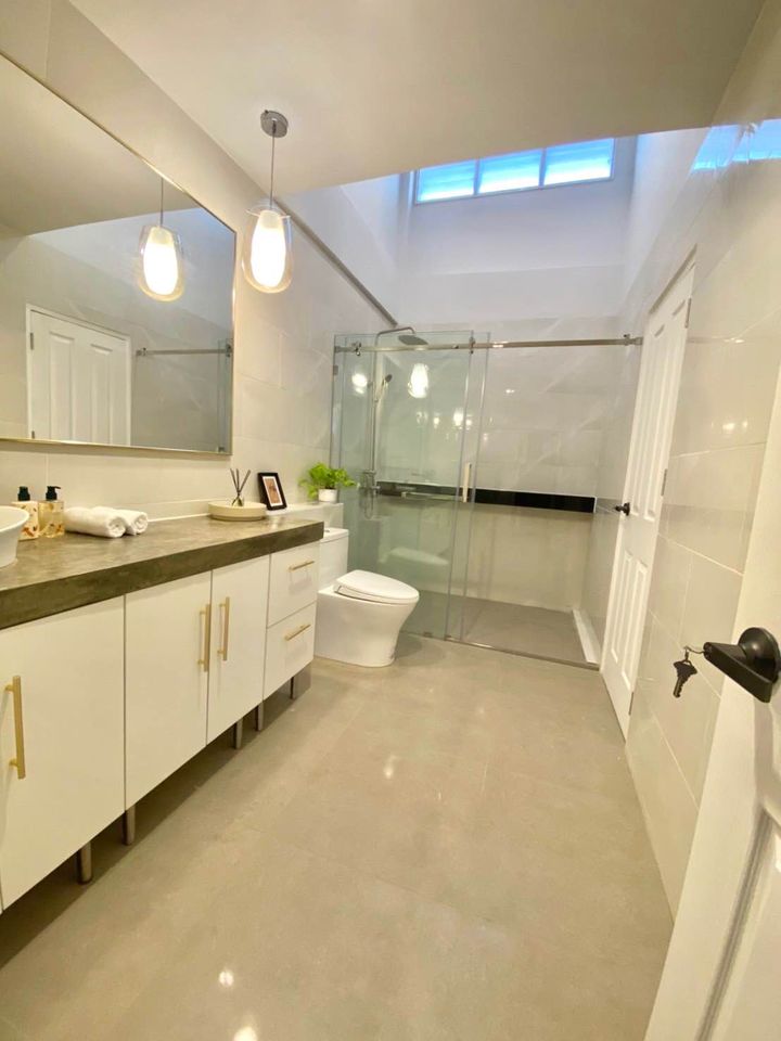 For RentHouseBangna, Bearing, Lasalle : Townhouse Sukhumvit 72