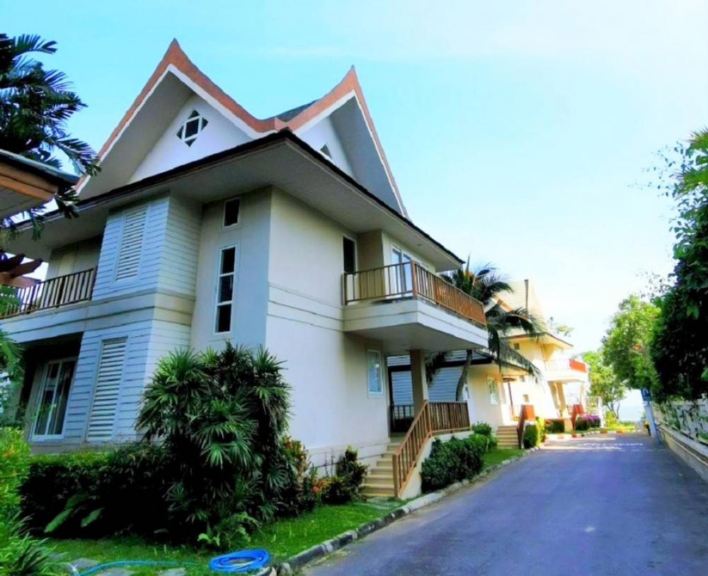 For SaleHouseCha-am Phetchaburi : For sale: Villa Baan Talay Samran, Cha-am, a house with a good atmosphere, shady, cool, quiet, next to the sea, private beach