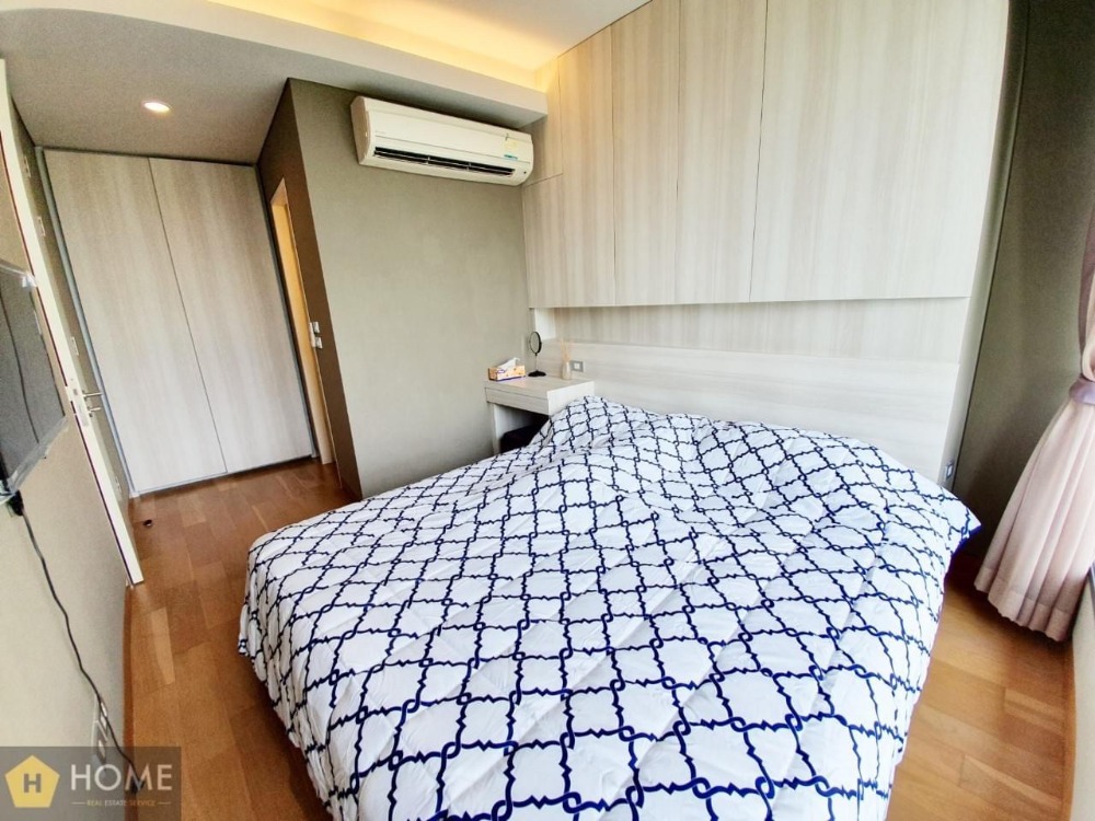 For RentCondoSukhumvit, Asoke, Thonglor : Fully furnished 2 bedroom 2 bathroom condo for rent with a floorsize of 55 sq.m., located on the 3rd floor, at The Lumpini 24 building, near MiniMart and 7/11 at waking distance.