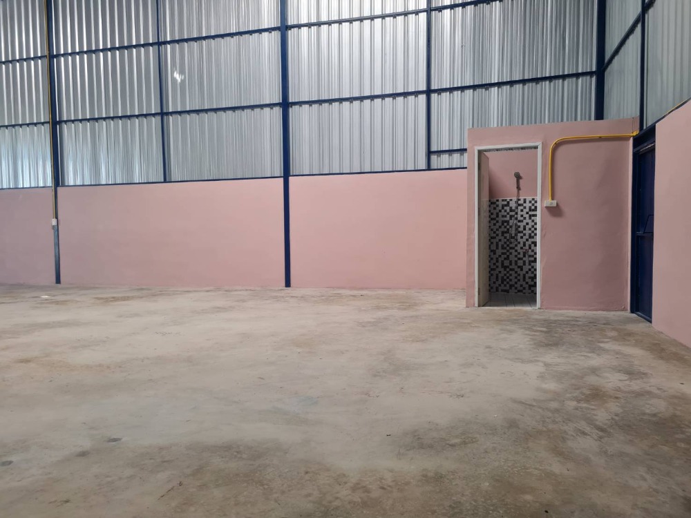 ให้เช่าโกดังพระราม 5 ราชพฤกษ์ บางกรวย : ให้เช่าโกดัง 200 ตรม. ย่านเซ็นทรัลเวสต์วิวล์-ราชพฤกษ์ วงเวียนพระราม 5 บางกรวย นนทบุรี