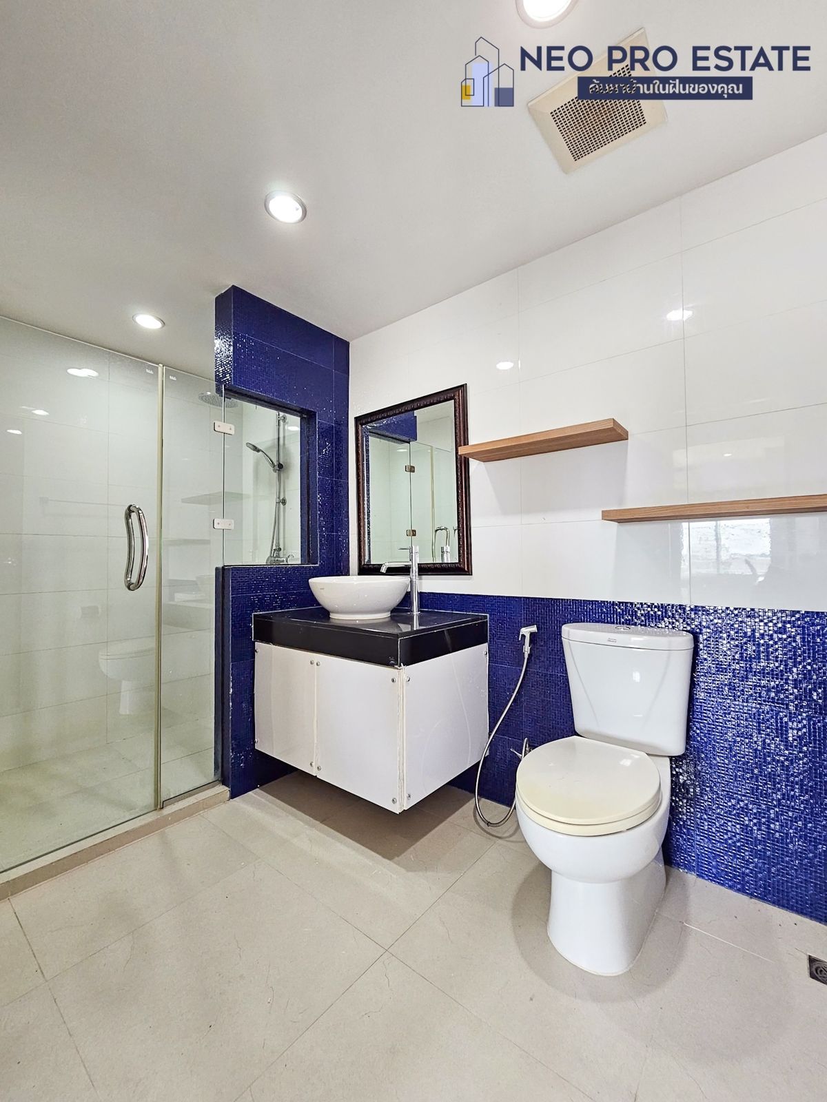 ให้เช่าคอนโดขอนแก่น : ให้เช่าคอนโด ใจกลางเมืองขอนแก่น ขนาด 55 ตร.ม. 1ห้องนอน 1ห้องน้ำ พร้อมเฟอร์นิเจอร์