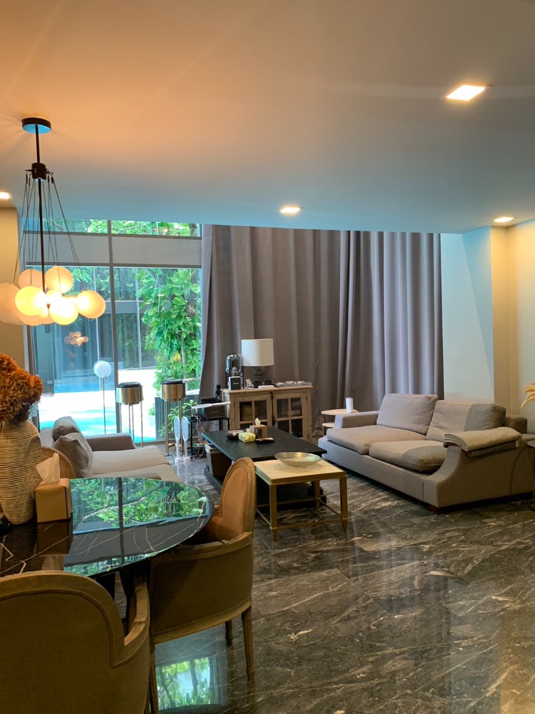 ให้เช่าคอนโดสุขุมวิท อโศก ทองหล่อ : ✨Ashton Residence 41 🐶🐱 Pet friendly ( BTS Phrompong 600 m. )