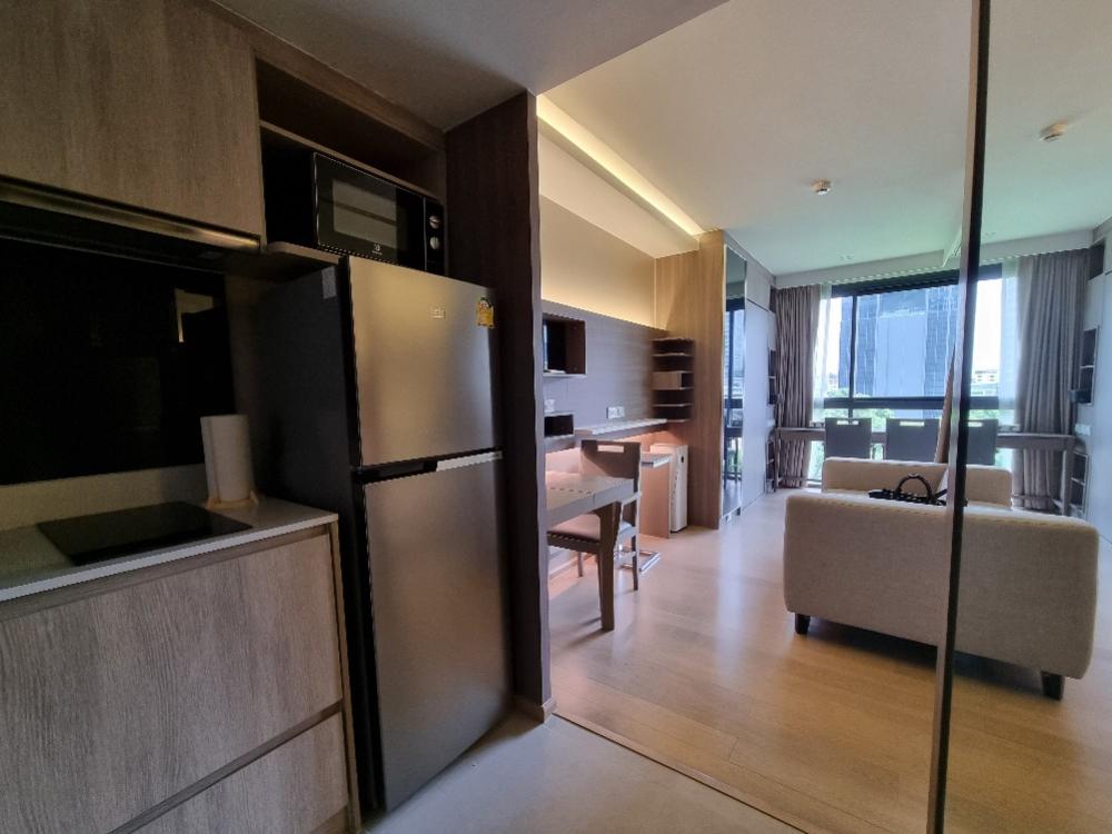 ให้เช่าคอนโดสุขุมวิท อโศก ทองหล่อ : Urbitia bts thonglor300 m. (available 1st Oct)