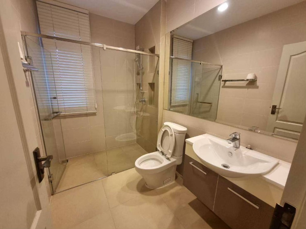 ขายบ้านนวมินทร์ รามอินทรา : บ้านเดี่ยว แกรนด์ บางกอก บูเลอวาร์ด รัชดา - รามอินทรา 2 / 5 ห้องนอน (ขาย), Grand Bangkok Boulevard Ratchada - Ramintra 2 / Single Family Home 5 Bedrooms (FOR SALE) TAN525