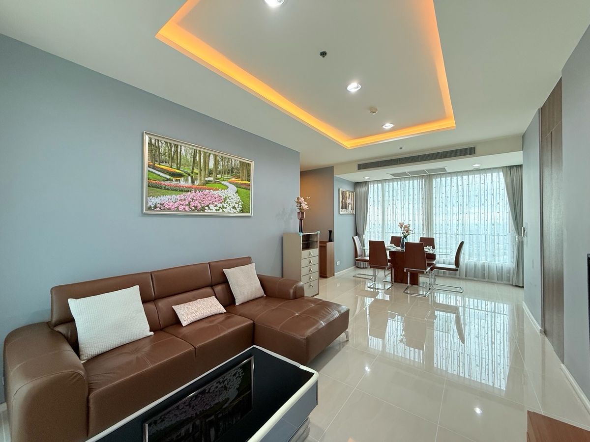 For RentCondoSathorn, Narathiwat : For rent | Menam Residences 3 bedroom 2 bathroom 122 sqm 