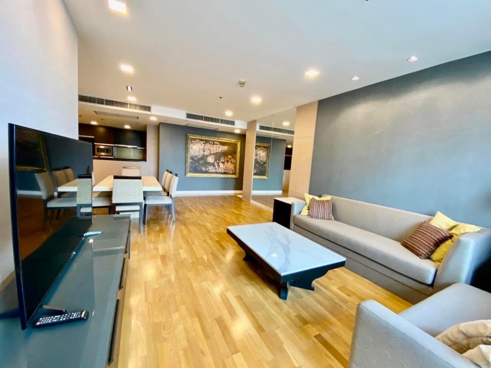 For RentCondoSathorn, Narathiwat : 📣✨ Urbana Sathorn for rent ✨📣 2 bedrooms, 2 bathrooms, beautifully decorated, complete electrical appliances.