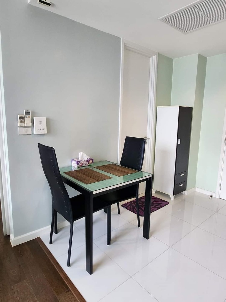 For RentCondoSathorn, Narathiwat : For rent 📌Nara9 📌Luxury Condo, Luxury Modern Contemporary style, location in the heart of Sathorn-Narathiwat 🚝 near BTS Chong Nonsi.