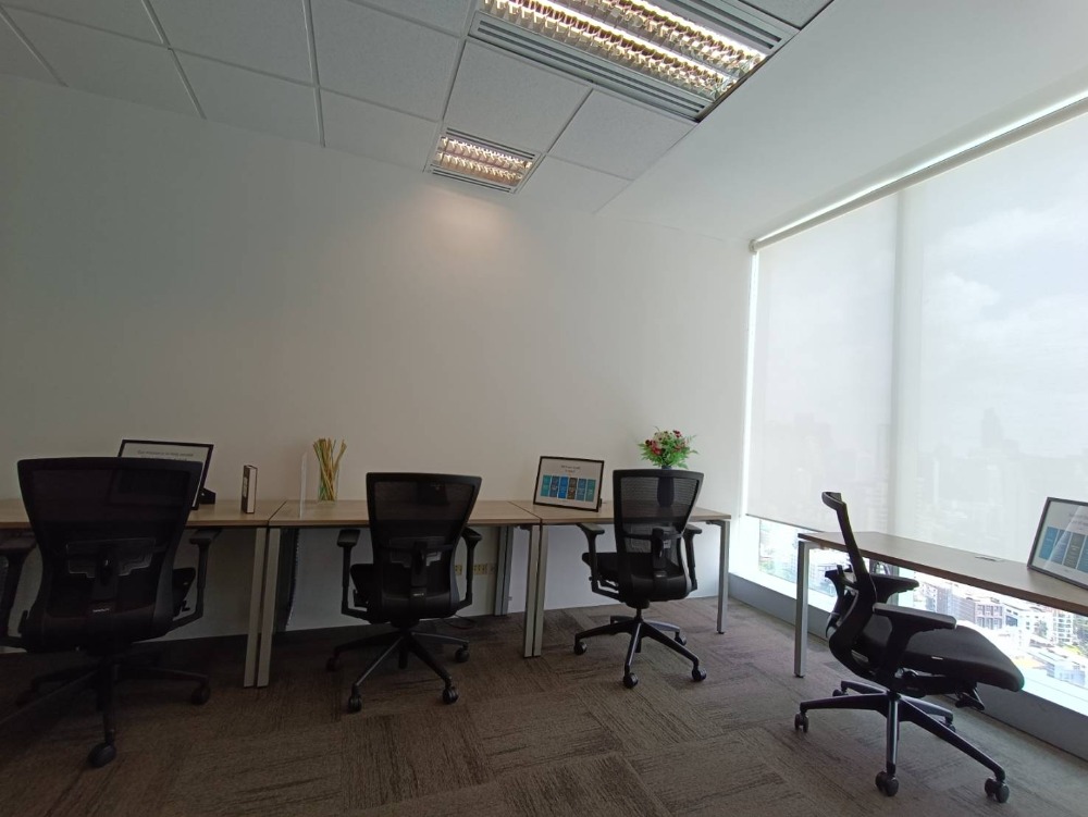 ให้เช่าสำนักงานสุขุมวิท อโศก ทองหล่อ : เซอร์วิสออฟฟิศ พื้นที่สำนักงานให้เช่า พร้อมพงษ์ Serviced Office ตกแต่งสวย พร้อมเข้าอยู่ อาคาร ภิรัช ทาวเวอร์ แอท เอ็มควอเทียร์ ( Bhiraj Tower At Emquartier Office Building ) 7 Workstations ราคาเช่า 77,790 บาท/เดือน