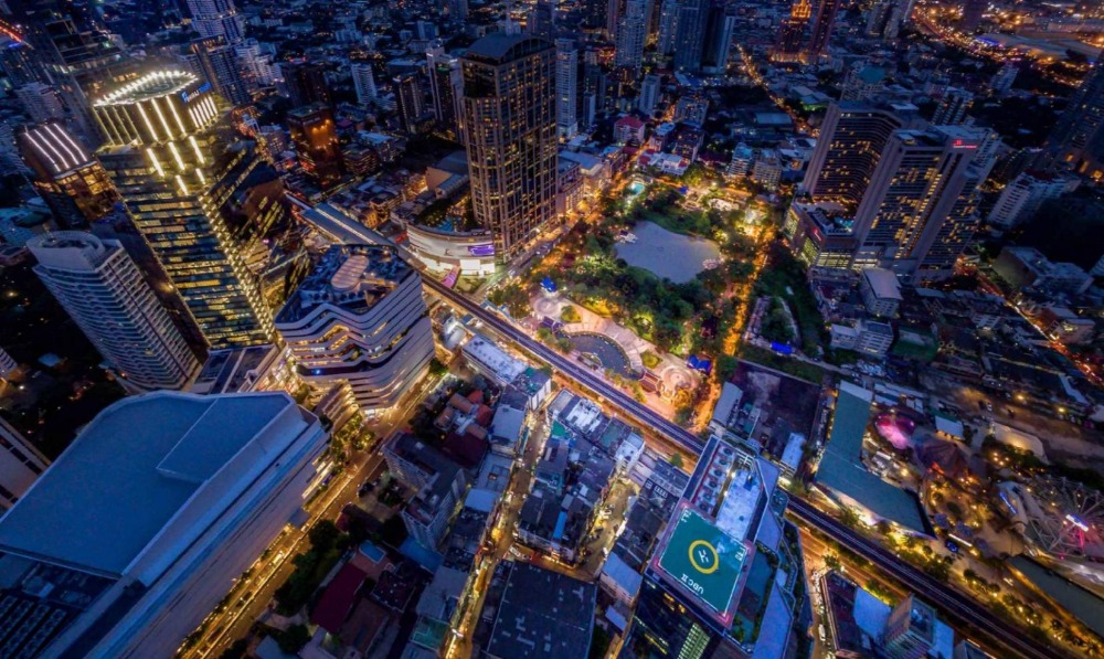 ให้เช่าสำนักงานสุขุมวิท อโศก ทองหล่อ : ออฟฟิศ พื้นที่สำนักงานให้เช่า พร้อมพงษ์ สุขุมวิท Office อาคาร ภิรัช ทาวเวอร์ แอท เอ็มควอเทียร์ ( Bhiraj Tower At Emquartier Office Building ) ราคา 1,400 บาท/ตรม. ใกล้รถไฟฟ้า BTSพร้อมพงษ์, ย่านออฟฟิศเกรดเอ พร้อมพงษ์,