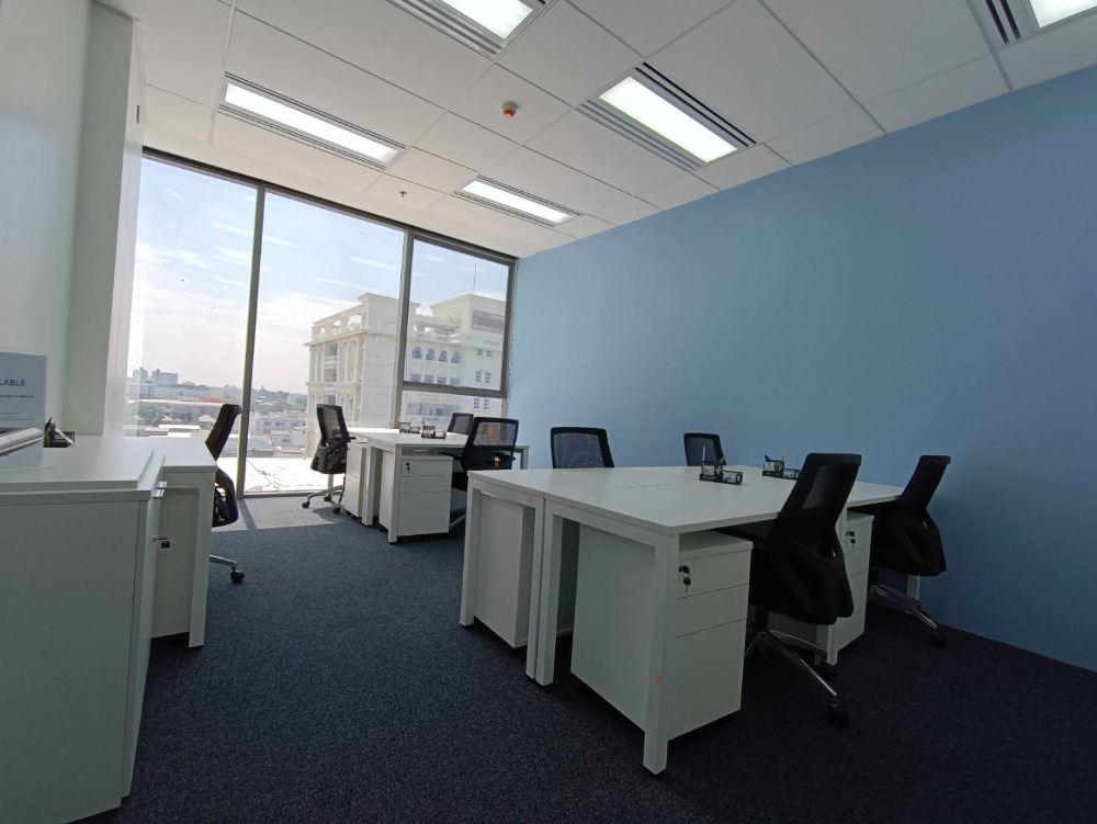 ให้เช่าสำนักงานอ่อนนุช อุดมสุข : เซอร์วิสออฟฟิศ พื้นที่สำนักงานให้เช่า อ่อนนุช บางจาก Serviced Office ตกแต่งสวย พร้อมเข้าอยู่ อาคาร สุขุมวิท ฮิลล์ ( Sukhumvit Hills Office Building ) 9 Workstations ราคาเช่า 65,390 บาท ใกล้รถไฟฟ้า BTSอ่อนนุช, BTSบางจาก