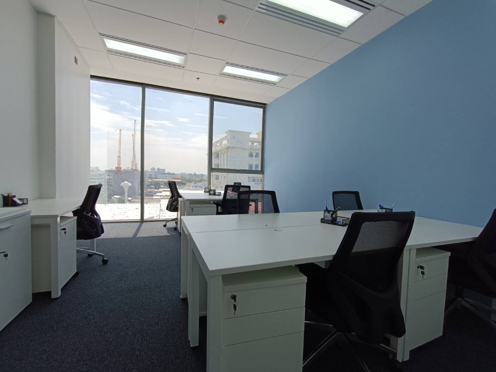 ให้เช่าสำนักงานอ่อนนุช อุดมสุข : เซอร์วิสออฟฟิศ พื้นที่สำนักงานให้เช่า อ่อนนุช บางจาก Serviced Office ตกแต่งสวย พร้อมเข้าอยู่ อาคาร สุขุมวิท ฮิลล์ ( Sukhumvit Hills Office Building ) 9 Workstations ราคาเช่า 65,390 บาท ใกล้รถไฟฟ้า BTSอ่อนนุช, BTSบางจาก