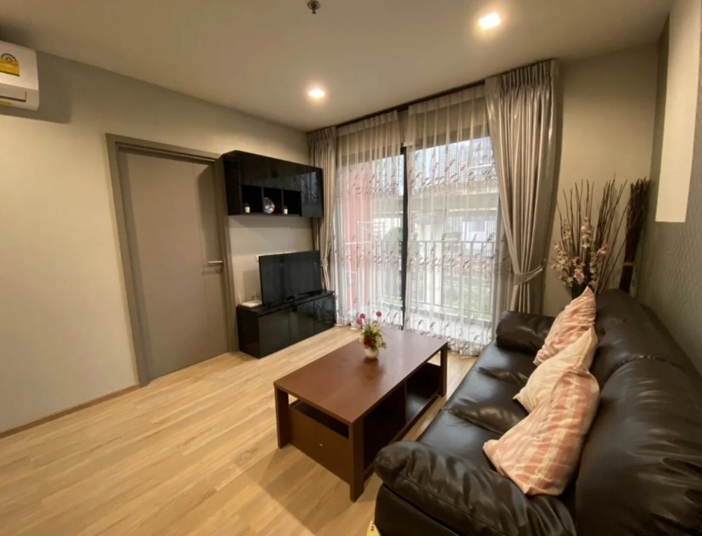 ขายคอนโดพระราม 9 เพชรบุรีตัดใหม่ RCA : S-TBGR158  ขายคอนโด เดอะเบส การ์เด้น-พระราม9, ชั้น 5 วิวสระ 2 ห้องนอน 5.1 ล้าน 064-959-8900