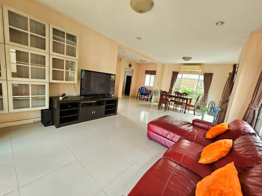 ให้เช่าบ้านลาดกระบัง สุวรรณภูมิ : ให้เช่าบ้าน หมู่บ้านภัสสร เพรสทีจ อ่อนนุช ติดต่อ 082 925 9542