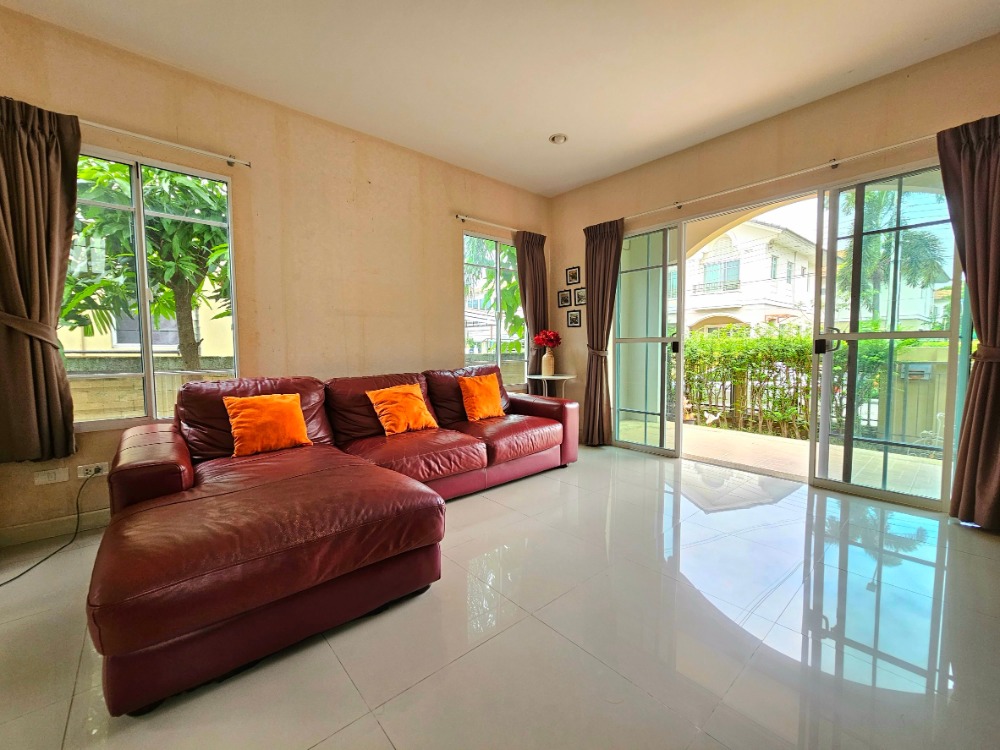 ให้เช่าบ้านลาดกระบัง สุวรรณภูมิ : ให้เช่าบ้าน หมู่บ้านภัสสร เพรสทีจ อ่อนนุช ติดต่อ 082 925 9542