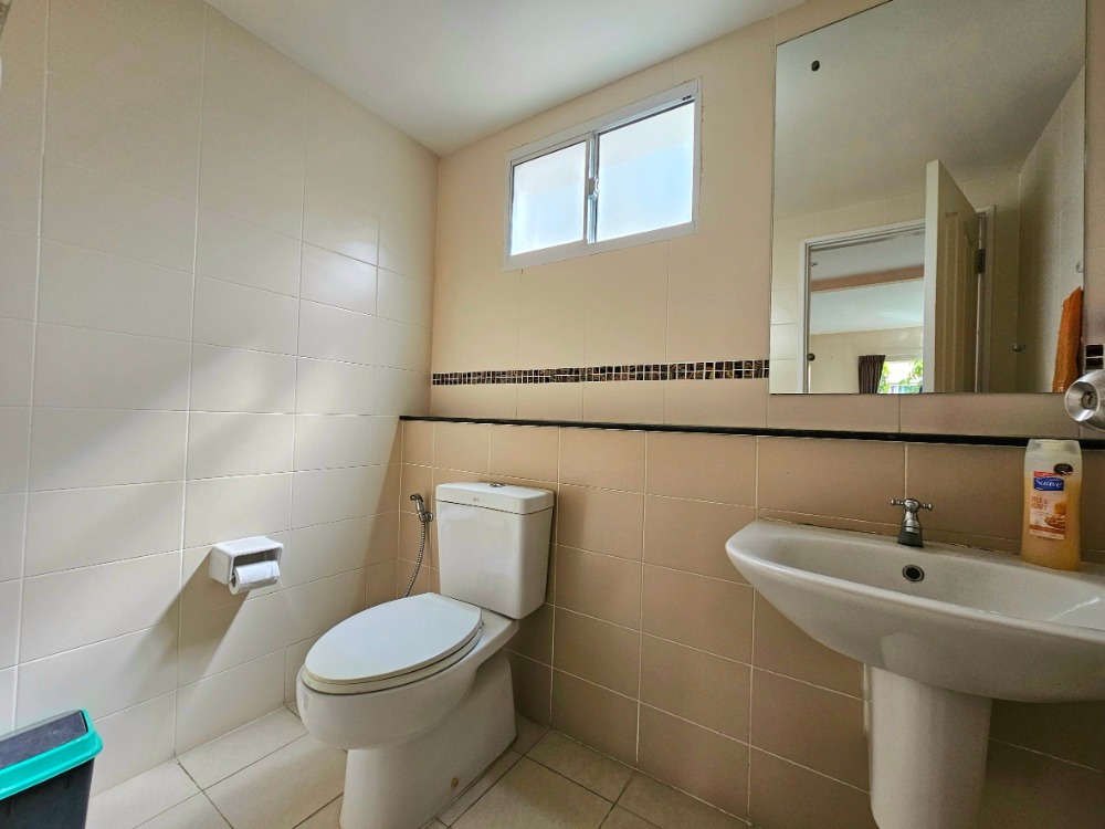 ให้เช่าบ้านลาดกระบัง สุวรรณภูมิ : ให้เช่าบ้าน หมู่บ้านภัสสร เพรสทีจ อ่อนนุช ติดต่อ 082 925 9542