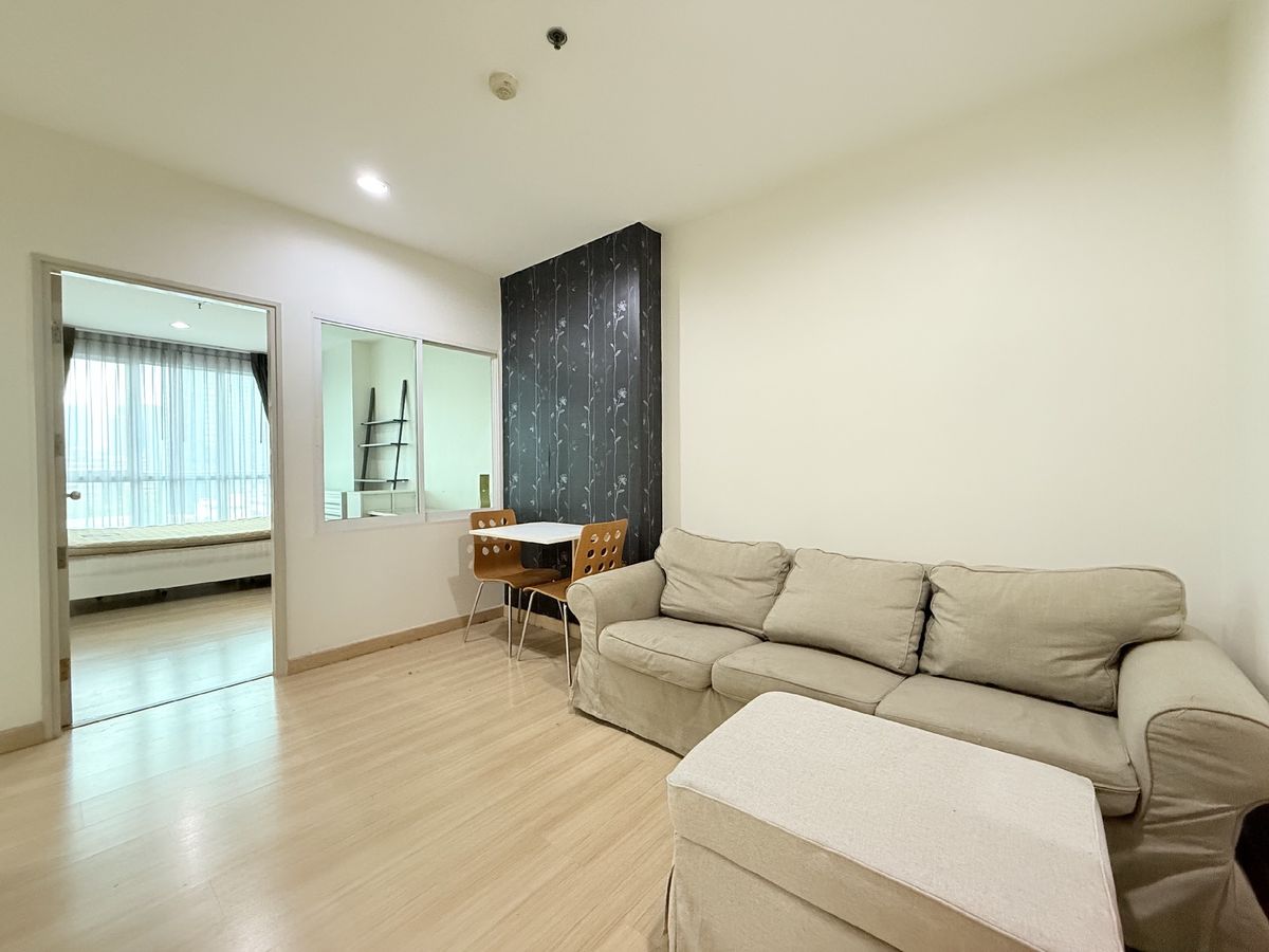 For RentCondoSathorn, Narathiwat : For rent: Life @ Sathorn, beautiful room, good price, 1 bedroom, size 40 sq m.