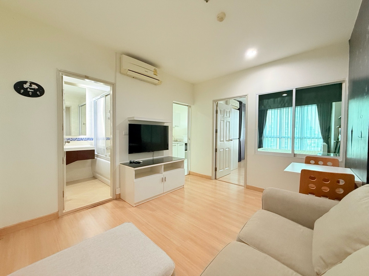 For RentCondoSathorn, Narathiwat : For rent: Life @ Sathorn, beautiful room, good price, 1 bedroom, size 40 sq m.