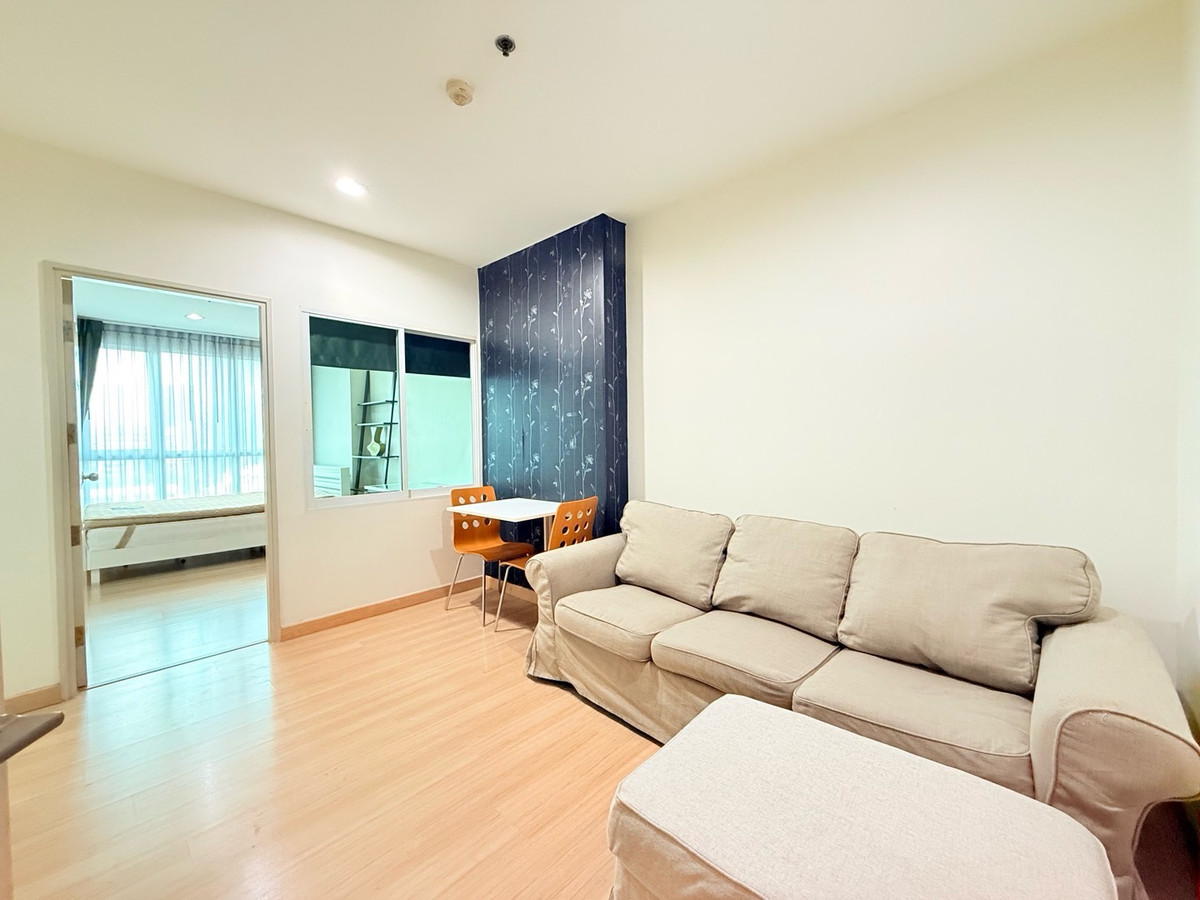 For RentCondoSathorn, Narathiwat : For rent: Life @ Sathorn, beautiful room, good price, 1 bedroom, size 40 sq m.