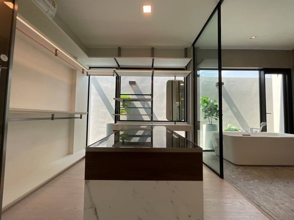 For RentHousePattanakan, Srinakarin : Nantawan rama9-Srinakarin for rent