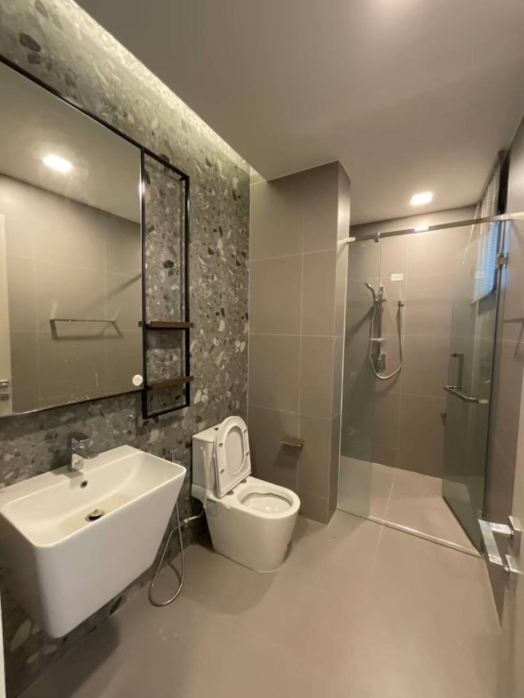 For RentHousePattanakan, Srinakarin : Nantawan rama9-Srinakarin for rent