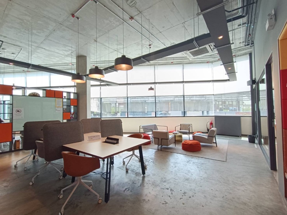 For RentOfficeOnnut, Udomsuk : Bangkok Office For Rent Sukhumvit Phra Kanong Serviced Office Summer Hills Phrakanong Office Building Fully-Furnished 4 Workstations closed to BTS Phrakanong, Sukhumvit, Klongtoey, Ekkamai, Thonglor, Onnut