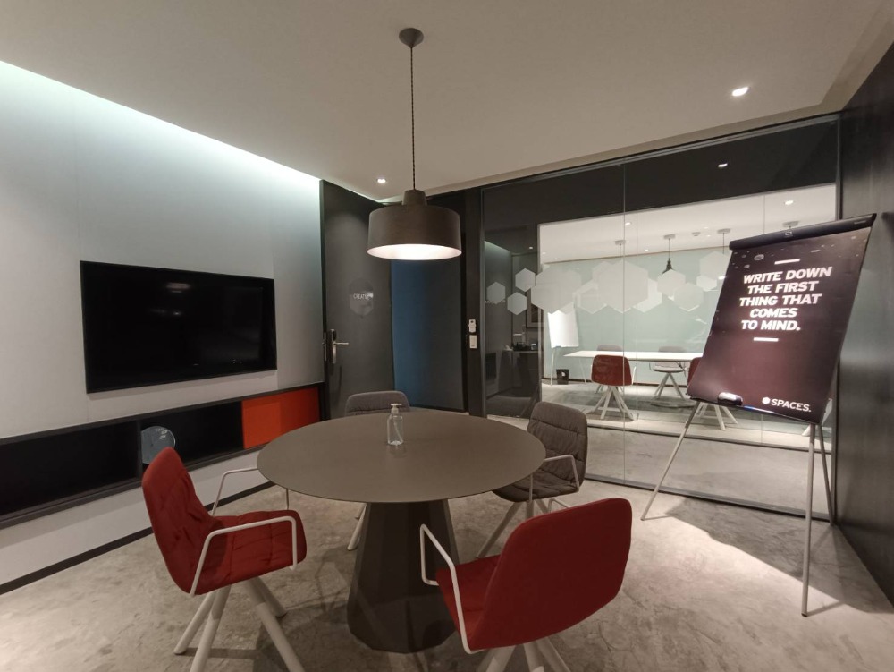 For RentOfficeOnnut, Udomsuk : Bangkok Office For Rent Sukhumvit Phra Kanong Serviced Office Summer Hills Phrakanong Office Building Fully-Furnished 4 Workstations closed to BTS Phrakanong, Sukhumvit, Klongtoey, Ekkamai, Thonglor, Onnut