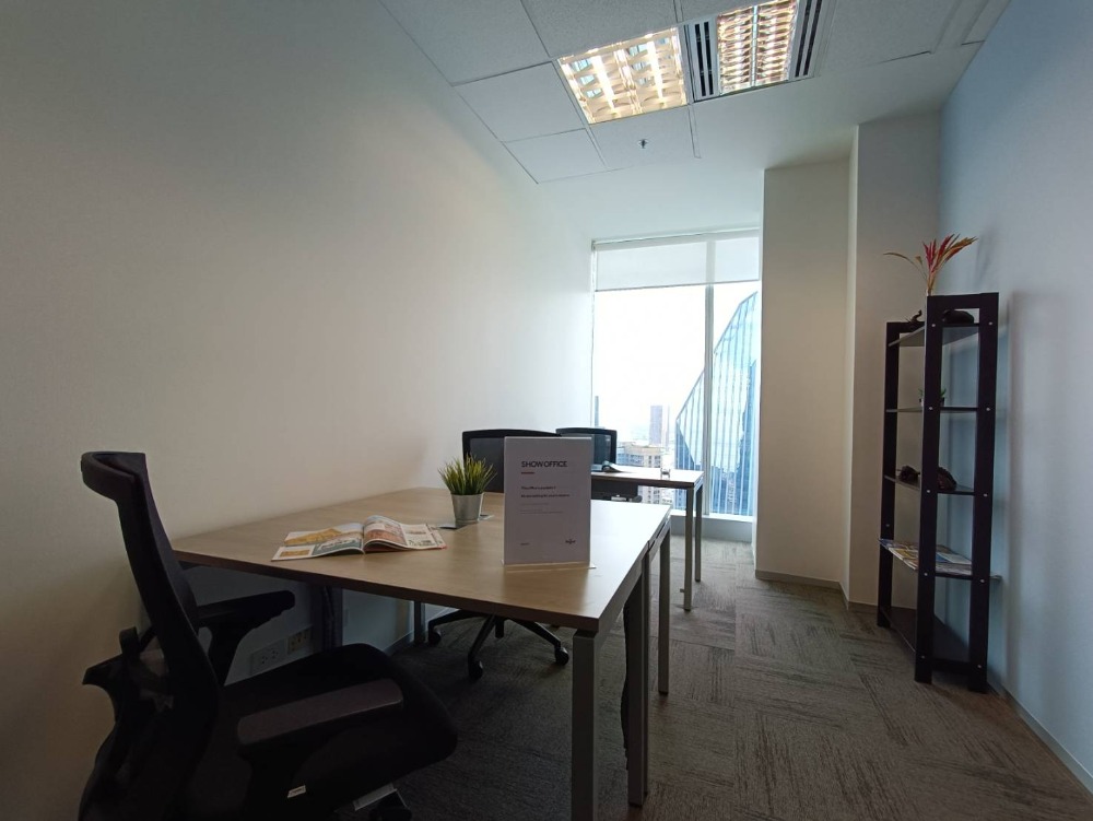 ให้เช่าสำนักงานสุขุมวิท อโศก ทองหล่อ : เซอร์วิสออฟฟิศ พื้นที่สำนักงานให้เช่า พร้อมพงษ์ Serviced Office ตกแต่งสวย พร้อมเข้าอยู่ อาคาร ภิรัช ทาวเวอร์ แอท เอ็มควอเทียร์ ( Bhiraj Tower At Emquartier Office Building ) 3-5 Workstations ราคาเช่า 50,790 บาท/เดือน