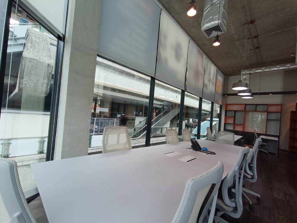 ให้เช่าสำนักงานอ่อนนุช อุดมสุข : เซอร์วิสออฟฟิศ พื้นที่สำนักงานให้เช่า พระโขนง Serviced Office ตกแต่งสวย พร้อมเข้าอยู่ อาคาร ซัมเมอร์ ฮิลล์ พระโขนง ( Summer Hills Phrakanong Office Building ) 19 Workstations ราคาเช่า 193,390 บาท ใกล้รถไฟฟ้า BTSพระโขนง