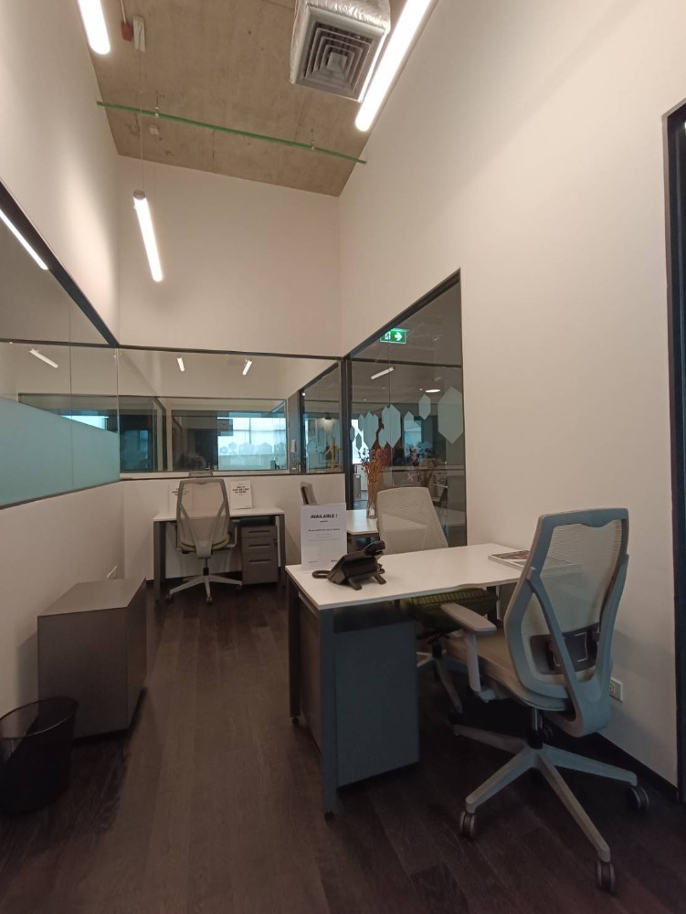 For RentOfficeOnnut, Udomsuk : Bangkok Office For Rent Sukhumvit Phra Kanong Serviced Office Summer Hills Phrakanong Office Building Fully-Furnished 4 Workstations closed to BTS Phrakanong, Sukhumvit, Klongtoey, Ekkamai, Thonglor, Onnut