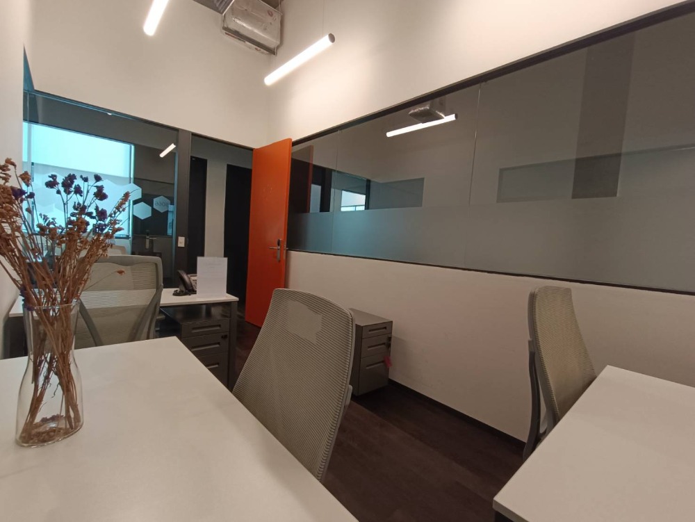 For RentOfficeOnnut, Udomsuk : Bangkok Office For Rent Sukhumvit Phra Kanong Serviced Office Summer Hills Phrakanong Office Building Fully-Furnished 4 Workstations closed to BTS Phrakanong, Sukhumvit, Klongtoey, Ekkamai, Thonglor, Onnut