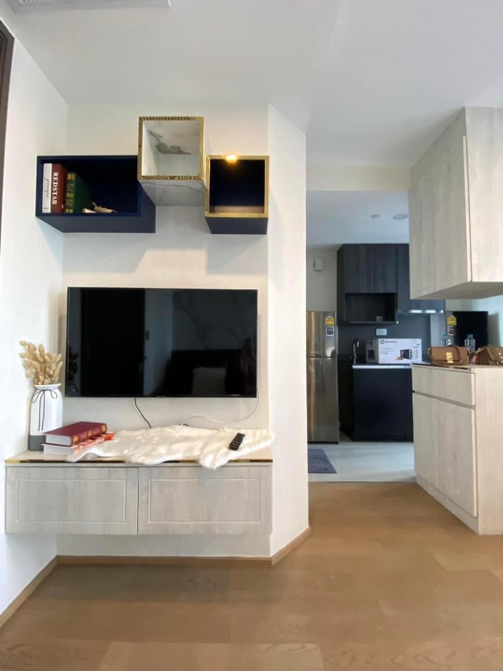 ให้เช่าคอนโดสยาม จุฬา สามย่าน : ถูกสุดในตลาด!! ขนาด 25 ตร.ม ชั้น 26 เตรียมอุดม รพ.จุฬา สวนลุม, BTSศาลาแดง, MRTสีลม, MRTสามย่าน  ที่จอดรถ Super Car, EV @ แอชตัน จุฬา