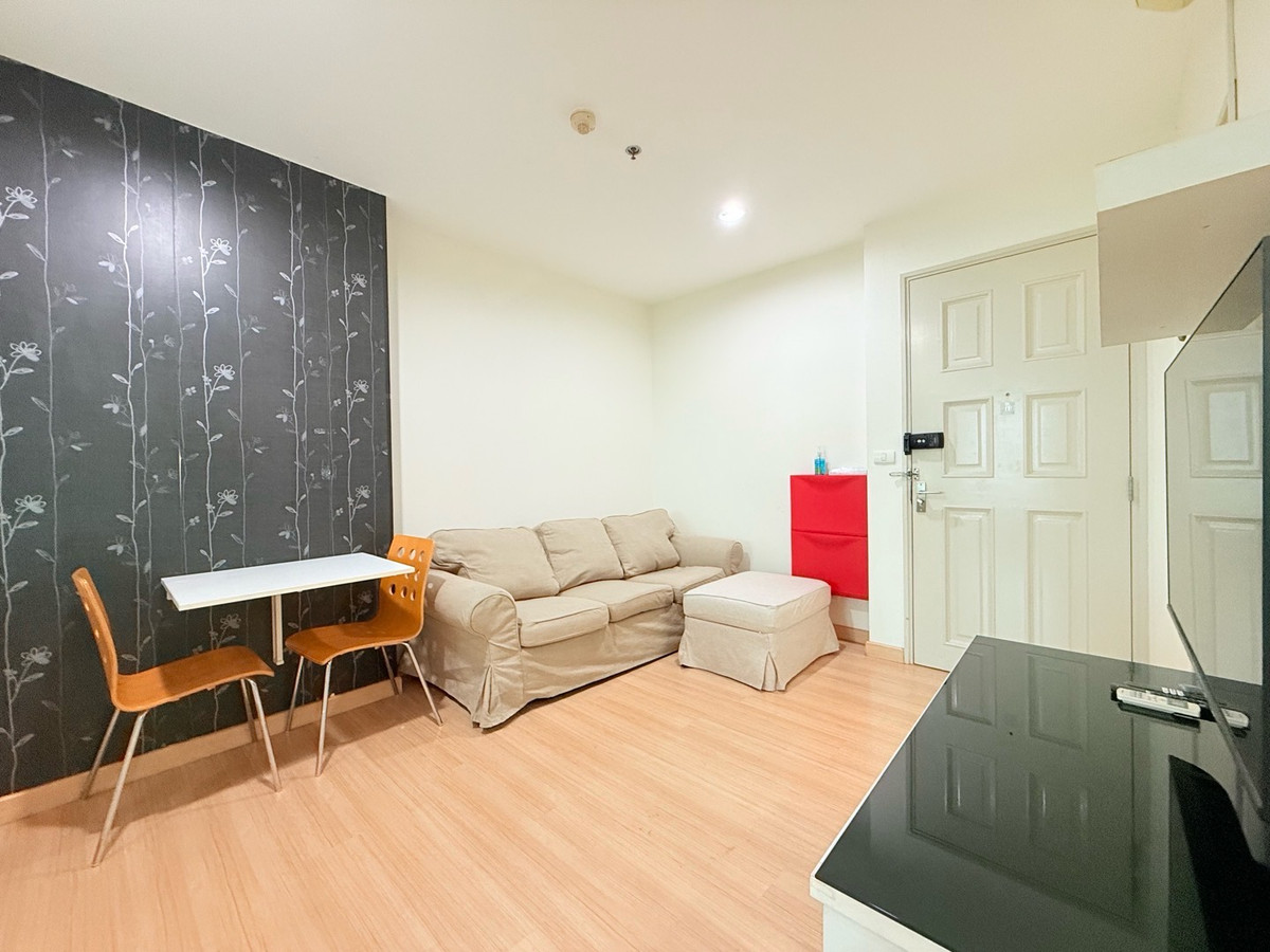 For RentCondoSathorn, Narathiwat : For rent: Life @ Sathorn, beautiful room, good price, 1 bedroom, size 40 sq m.