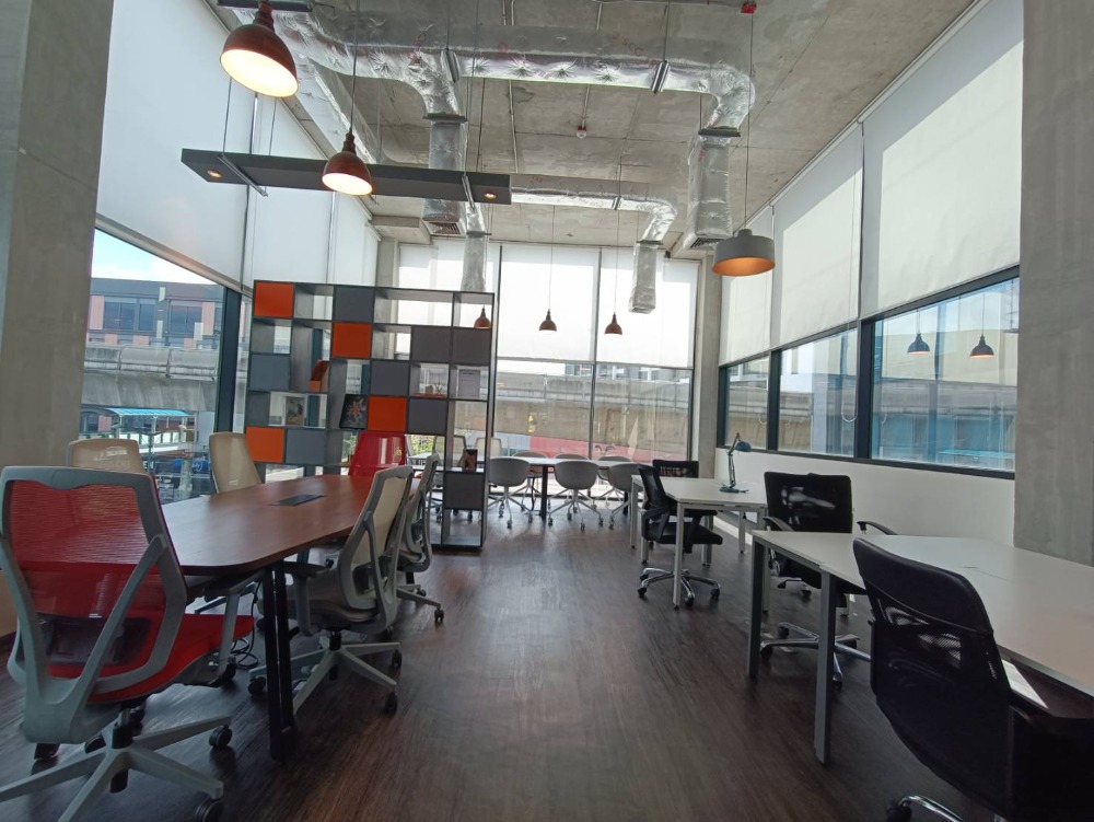 ให้เช่าสำนักงานอ่อนนุช อุดมสุข : เซอร์วิสออฟฟิศ พื้นที่สำนักงานให้เช่า พระโขนง Serviced Office ตกแต่งสวย พร้อมเข้าอยู่ อาคาร ซัมเมอร์ ฮิลล์ พระโขนง ( Summer Hills Phrakanong Office Building ) 20 Workstations ราคาเช่า 203,490 บาท ใกล้รถไฟฟ้า BTSพระโขนง