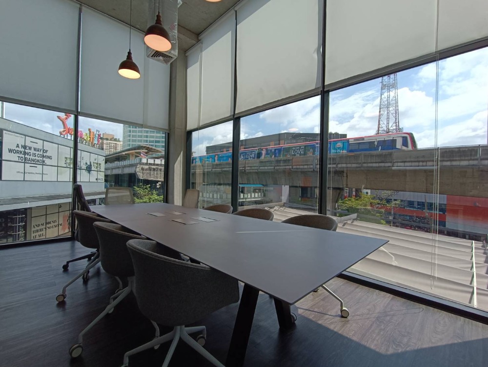 ให้เช่าสำนักงานอ่อนนุช อุดมสุข : เซอร์วิสออฟฟิศ พื้นที่สำนักงานให้เช่า พระโขนง Serviced Office ตกแต่งสวย พร้อมเข้าอยู่ อาคาร ซัมเมอร์ ฮิลล์ พระโขนง ( Summer Hills Phrakanong Office Building ) 20 Workstations ราคาเช่า 203,490 บาท ใกล้รถไฟฟ้า BTSพระโขนง