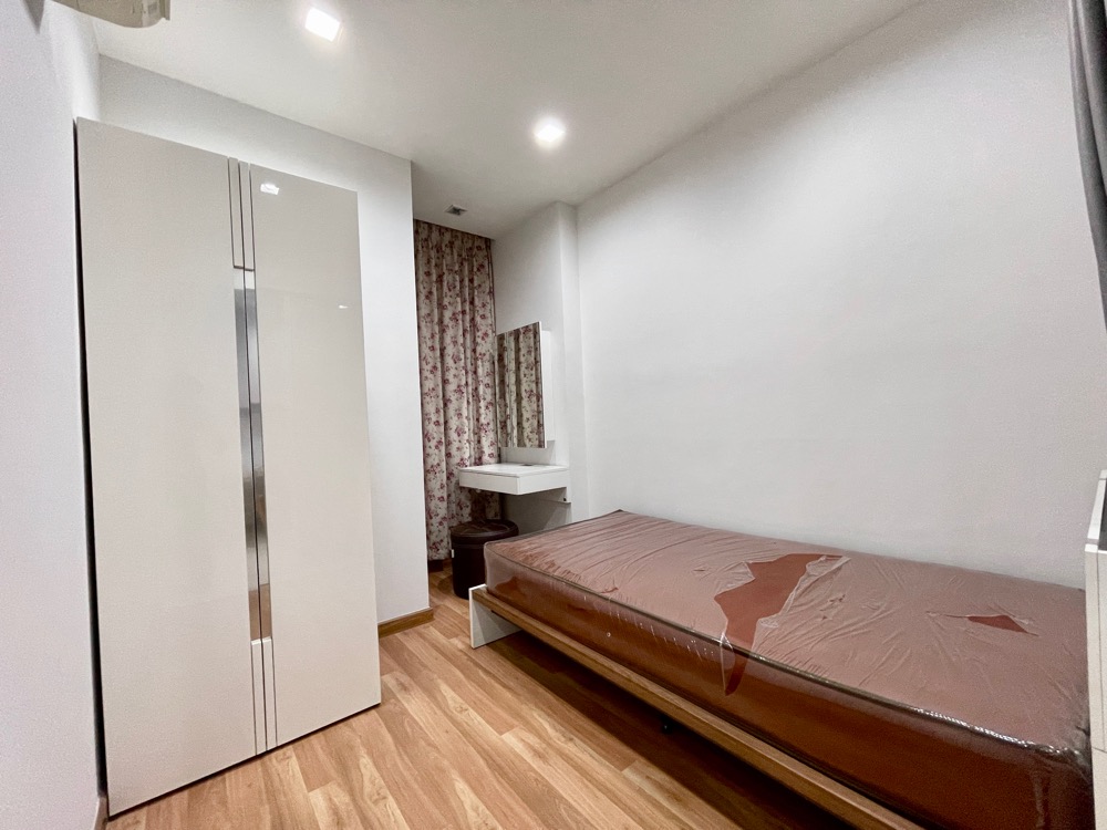 For SaleCondoRatchathewi,Phayathai : Urgent sale, 2 bedrooms, very (special) price! IDEO Verve Ratchaprarop IDEO Verve Ratchaprarop