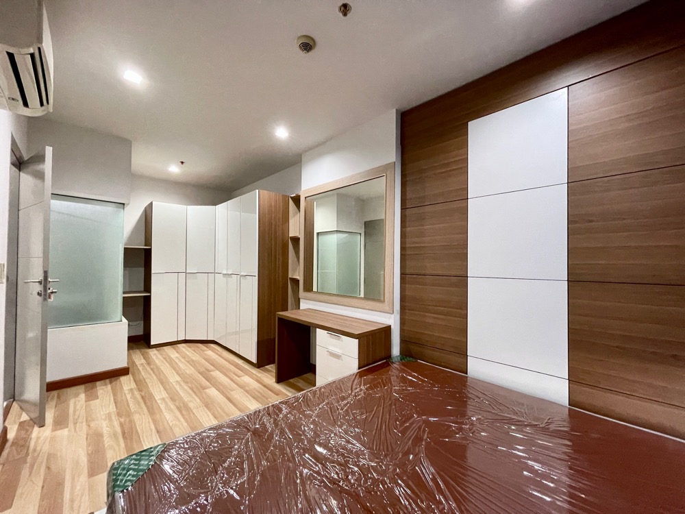 For SaleCondoRatchathewi,Phayathai : Urgent sale, 2 bedrooms, very (special) price! IDEO Verve Ratchaprarop IDEO Verve Ratchaprarop