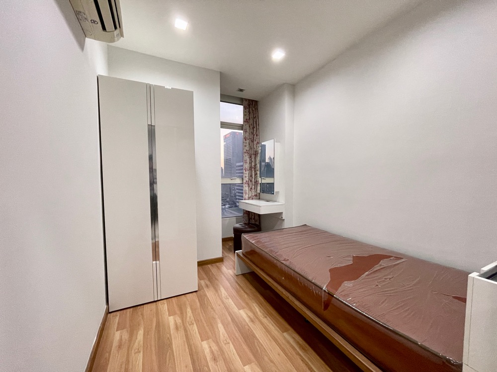 For SaleCondoRatchathewi,Phayathai : Urgent sale, 2 bedrooms, very (special) price! IDEO Verve Ratchaprarop IDEO Verve Ratchaprarop