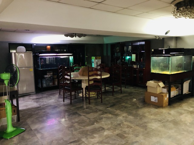 For SaleFactoryRamkhamhaeng, Hua Mak : Factory for sale with factory certificate 4 Ramkhamhaeng 42, area 2-0-8 rai, near BTS 500, road 8 meters.