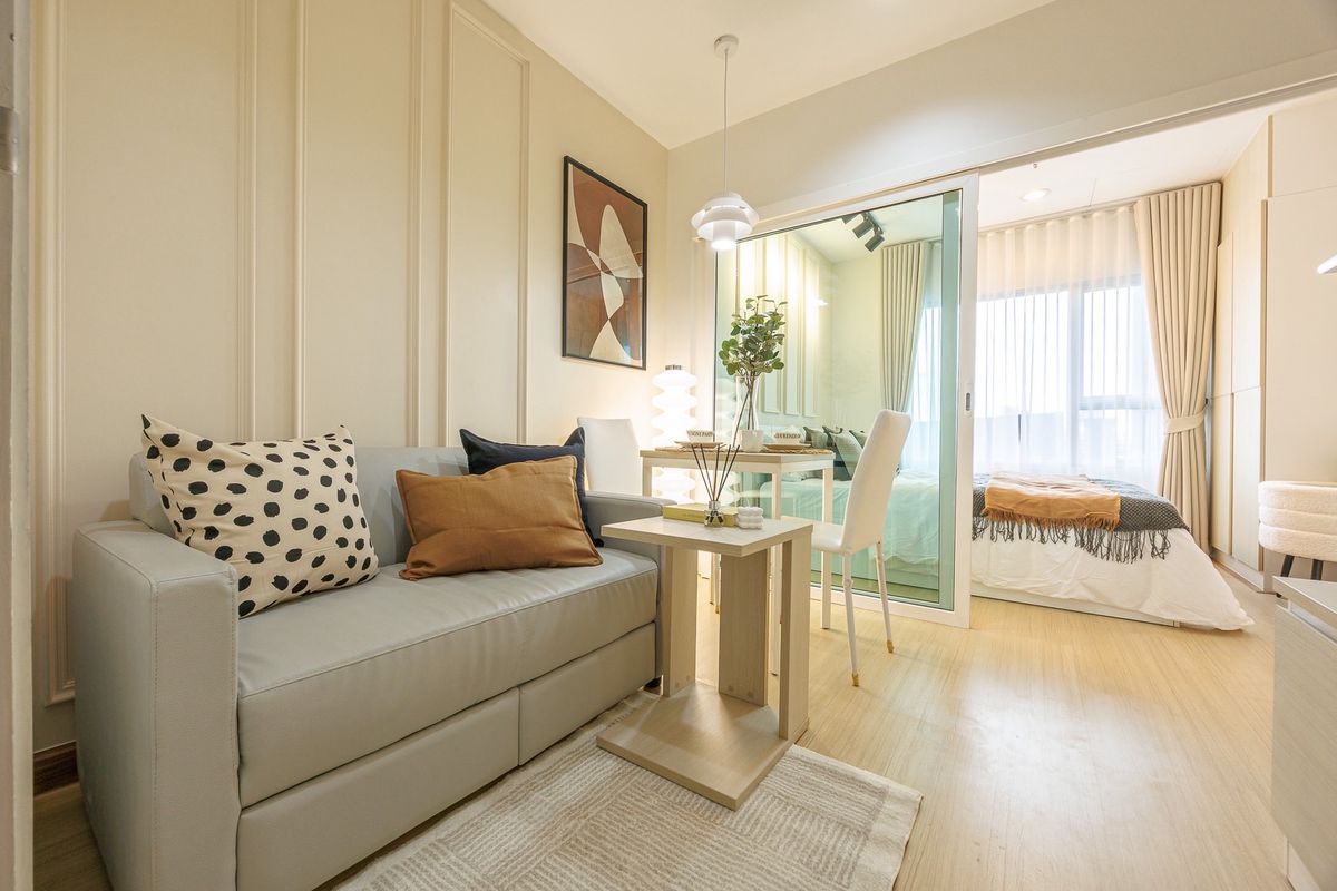For SaleCondoBang Sue, Wong Sawang, Tao Pun : Cheap sale, new room, never lived in, Aspire Ratchada-Wong Wang Condo, only 80 meters from MRT Wong Sawang.