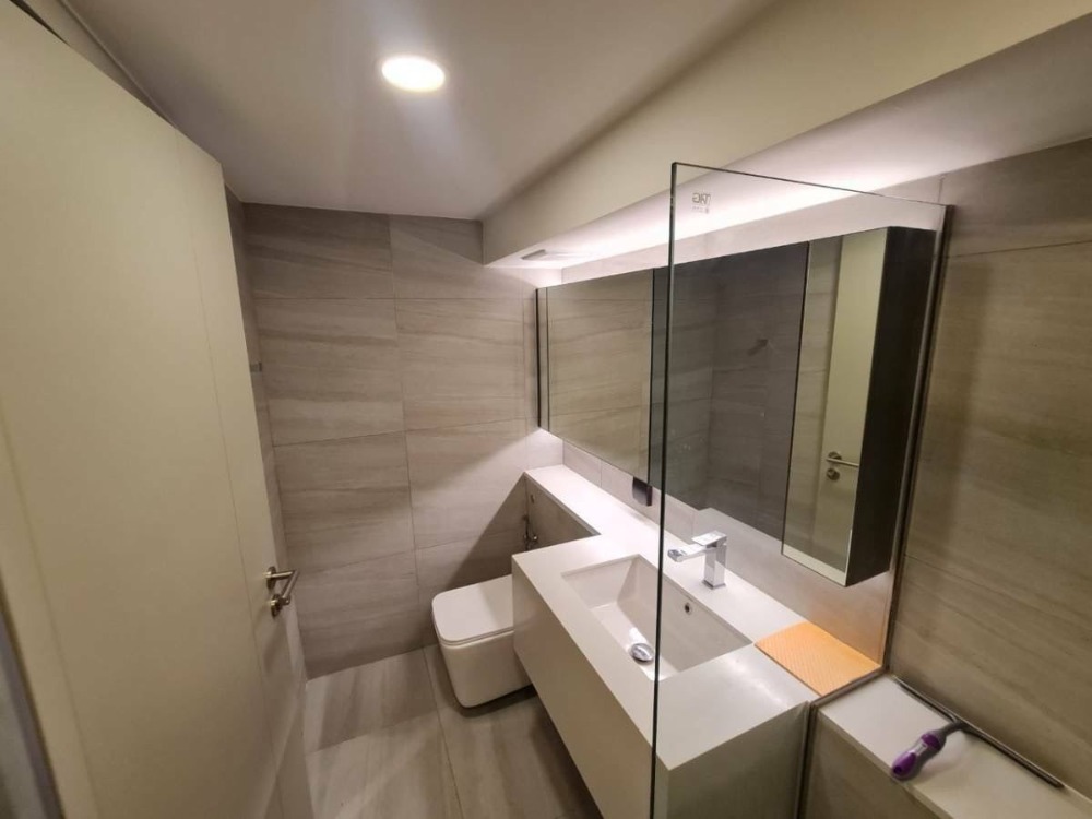 ให้เช่าคอนโดสยาม จุฬา สามย่าน : Park Origin Chula Samyan【𝐑𝐄𝐍𝐓】🔥ห้องสุดหรู วิวใจกลางเมือง เฟอร์นิเจอร์ครบครัน ใกล้สามย่านมิตรทาวน์🔥 ติดต่อไลน์ไอดี: @hacondo