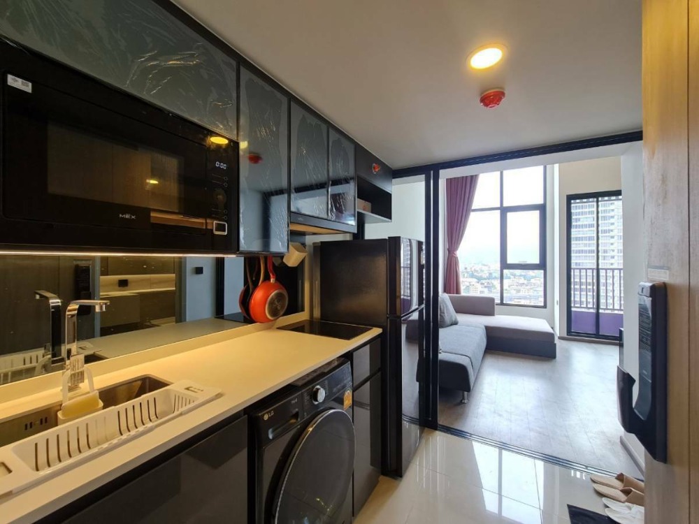 ให้เช่าคอนโดสยาม จุฬา สามย่าน : Park Origin Chula Samyan【𝐑𝐄𝐍𝐓】🔥ห้องสุดหรู วิวใจกลางเมือง เฟอร์นิเจอร์ครบครัน ใกล้สามย่านมิตรทาวน์🔥 ติดต่อไลน์ไอดี: @hacondo