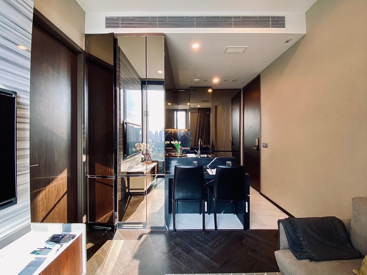 For RentCondoSukhumvit, Asoke, Thonglor : ✨ GT15795 | Condo The Esse Sukhumvit 36, convenient travel, near BTS, there is a shuttle, beautiful room, fully furnished, ready to move in!