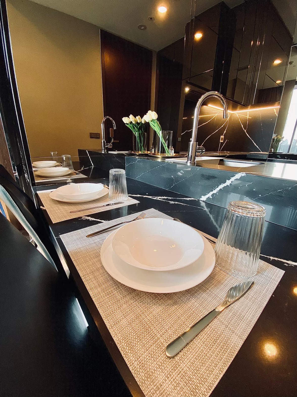 For RentCondoSukhumvit, Asoke, Thonglor : ✨ GT15795 | Condo The Esse Sukhumvit 36, convenient travel, near BTS, there is a shuttle, beautiful room, fully furnished, ready to move in!