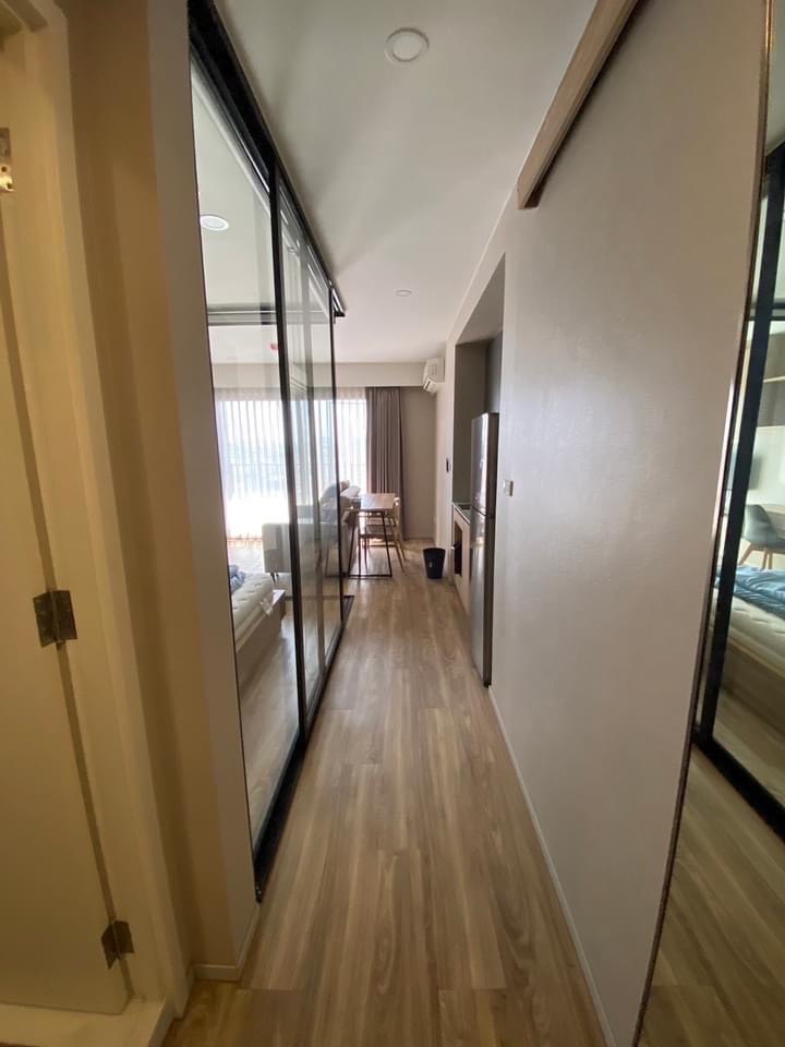 For RentCondoSathorn, Narathiwat : For rent🔥 Blossum Sathorn🔥 Beautifully decorated room, very good price, there is a shuttle van, electric train delivery service. in rush hour