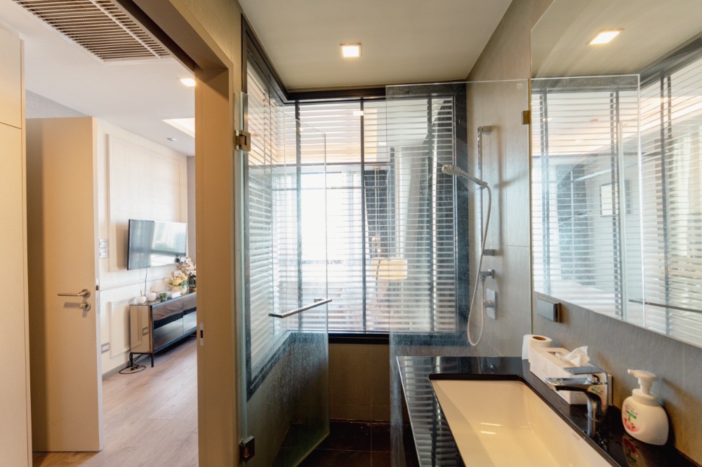 ให้เช่าคอนโดลาดพร้าว เซ็นทรัลลาดพร้าว : [ ปล่อยเช่า ] 📍วิสซ์ดอม อเวนิว รัชดา-ลาดพร้าว ห้องมุม เฟอร์นิเจอร์ครบ พร้อมเข้าอยู่