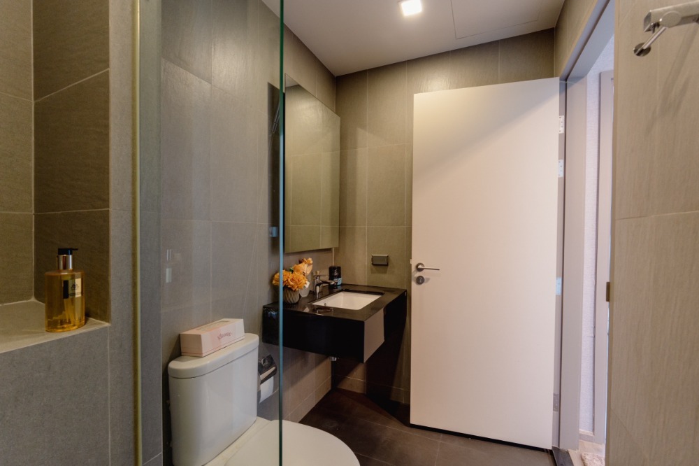 ให้เช่าคอนโดลาดพร้าว เซ็นทรัลลาดพร้าว : [ ปล่อยเช่า ] 📍วิสซ์ดอม อเวนิว รัชดา-ลาดพร้าว ห้องมุม เฟอร์นิเจอร์ครบ พร้อมเข้าอยู่