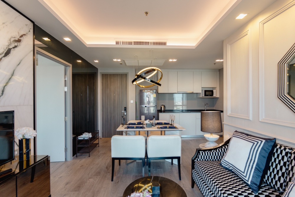 For RentCondoLadprao, Central Ladprao : [For rent] 📍Whizdom Avenue Ratchada-Lat Phrao, corner room, fully furnished. Ready to move in