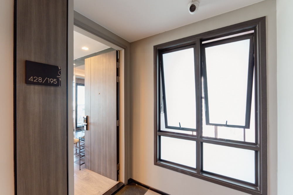 ให้เช่าคอนโดลาดพร้าว เซ็นทรัลลาดพร้าว : [ ปล่อยเช่า ] 📍วิสซ์ดอม อเวนิว รัชดา-ลาดพร้าว ห้องมุม เฟอร์นิเจอร์ครบ พร้อมเข้าอยู่